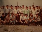 Franco Nappo in una foto di gruppo al torneo di calcio aziendale.