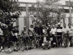 Gisberto Ianni con i colleghi ad una gara ciclistica.