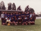 Stefano Macetti con i colleghi al torneo di calcio aziendale.