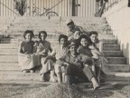 Le ragazze e i ragazzi della colonia marina F. Ratti di Desio.