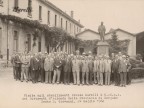 Giovanni Bonanni in una foto di gruppo negli stabilimenti Marelli.