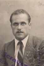 Giovanni Ratti nella fotografia del tesserino aziendale.