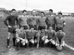 Squadra di reparto al torneo di calcio aziendale.