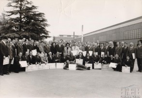 Premiati per la fedeltà aziendale.