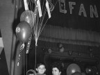 Regali della Befana ai figli dei dipendenti. 1960